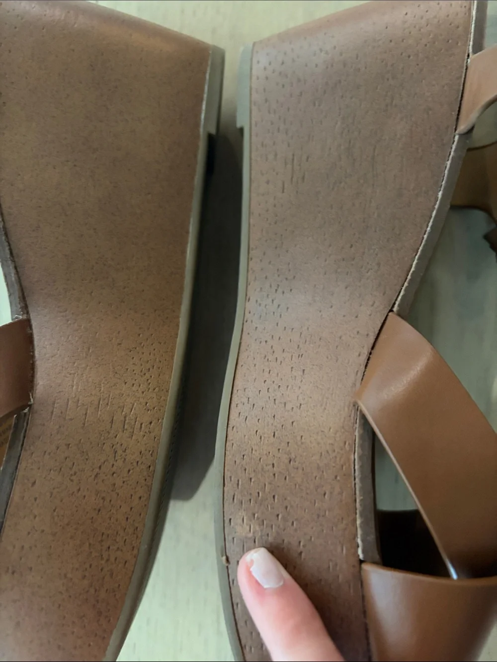 Tommy Hilfiger Women's Dark Camel Brown Cross-Strap Wedge Sandals Sz 9
